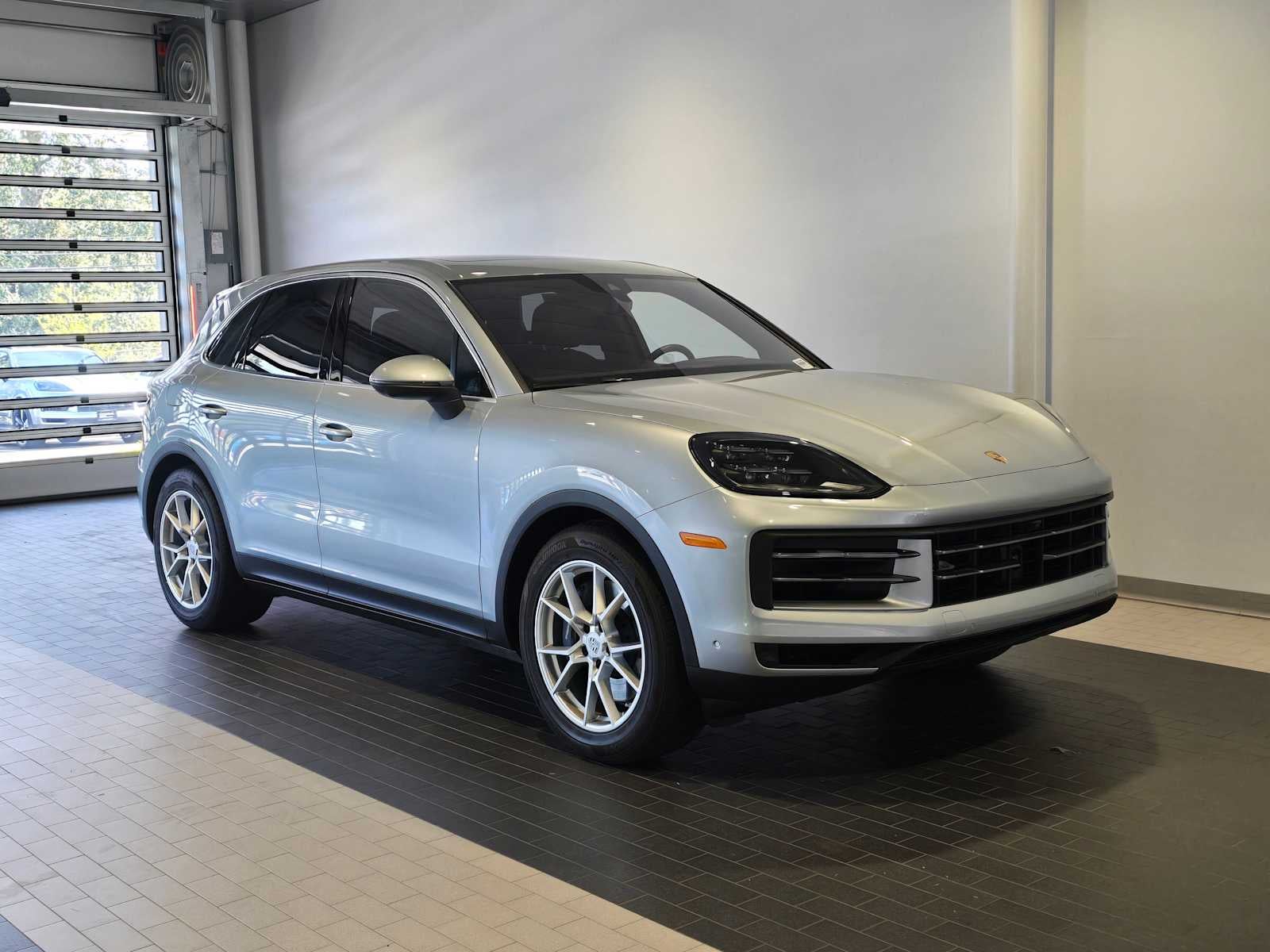 2024 Porsche Cayenne Base