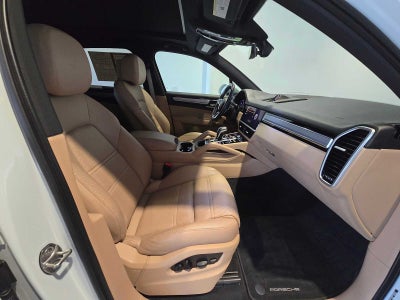 2022 Porsche Cayenne Platinum Edition