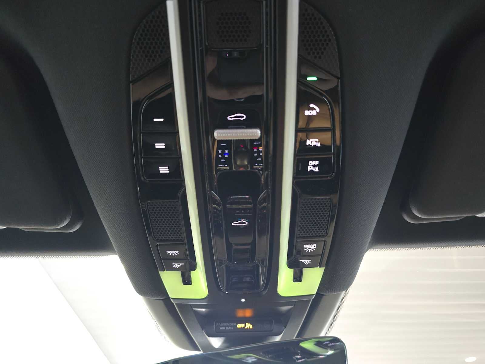 2022 Porsche Cayenne Platinum Edition