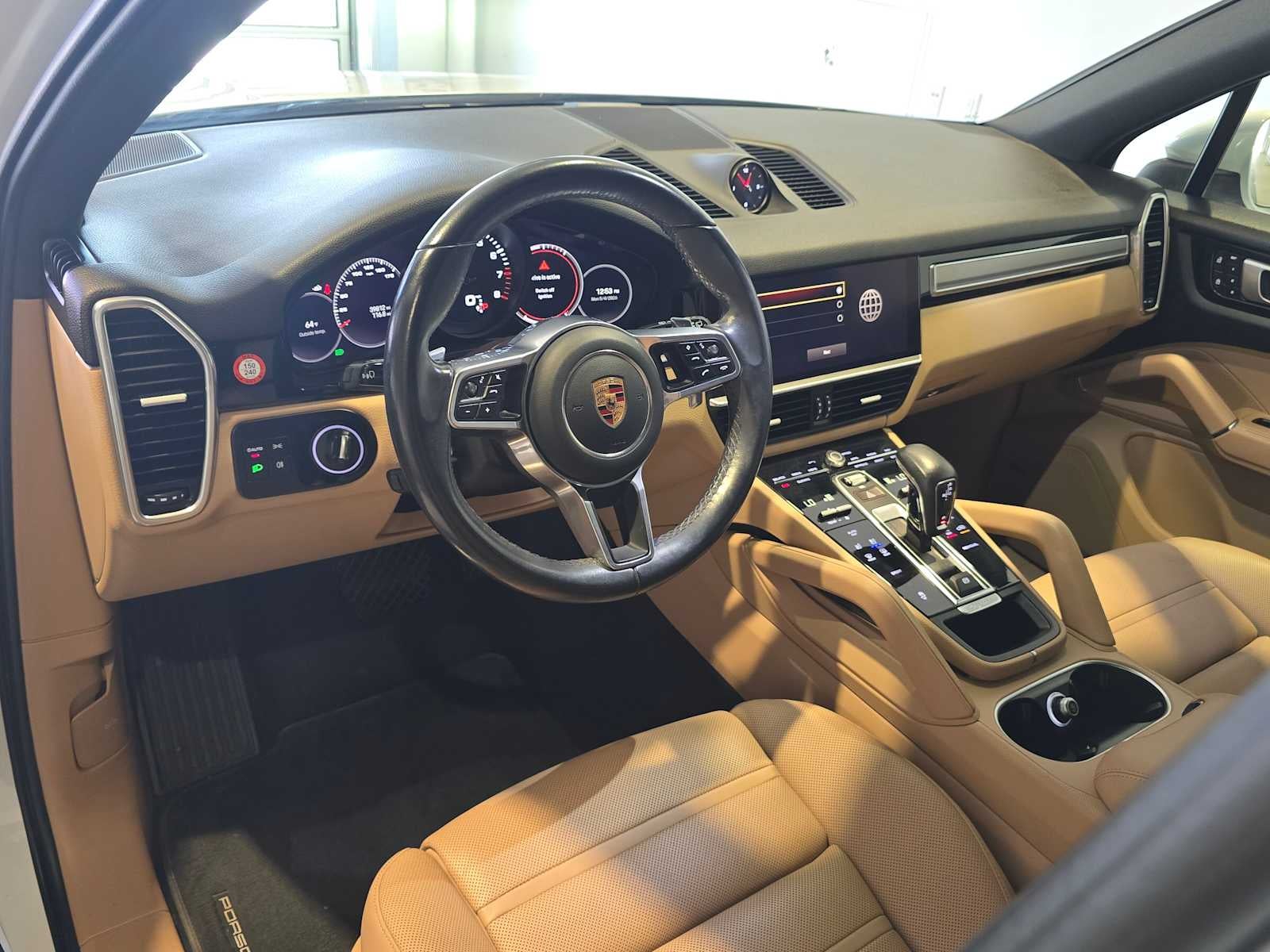 2022 Porsche Cayenne Platinum Edition
