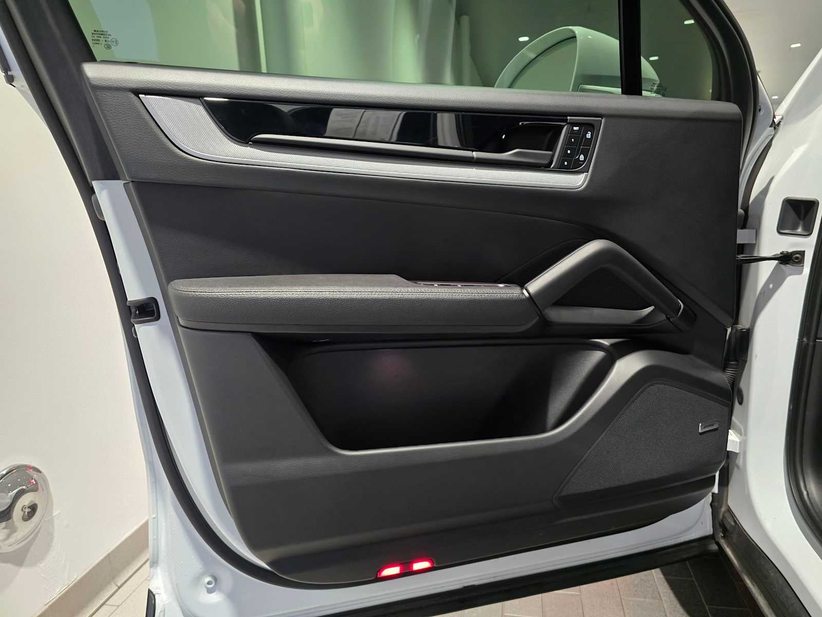 2024 Porsche Cayenne Base