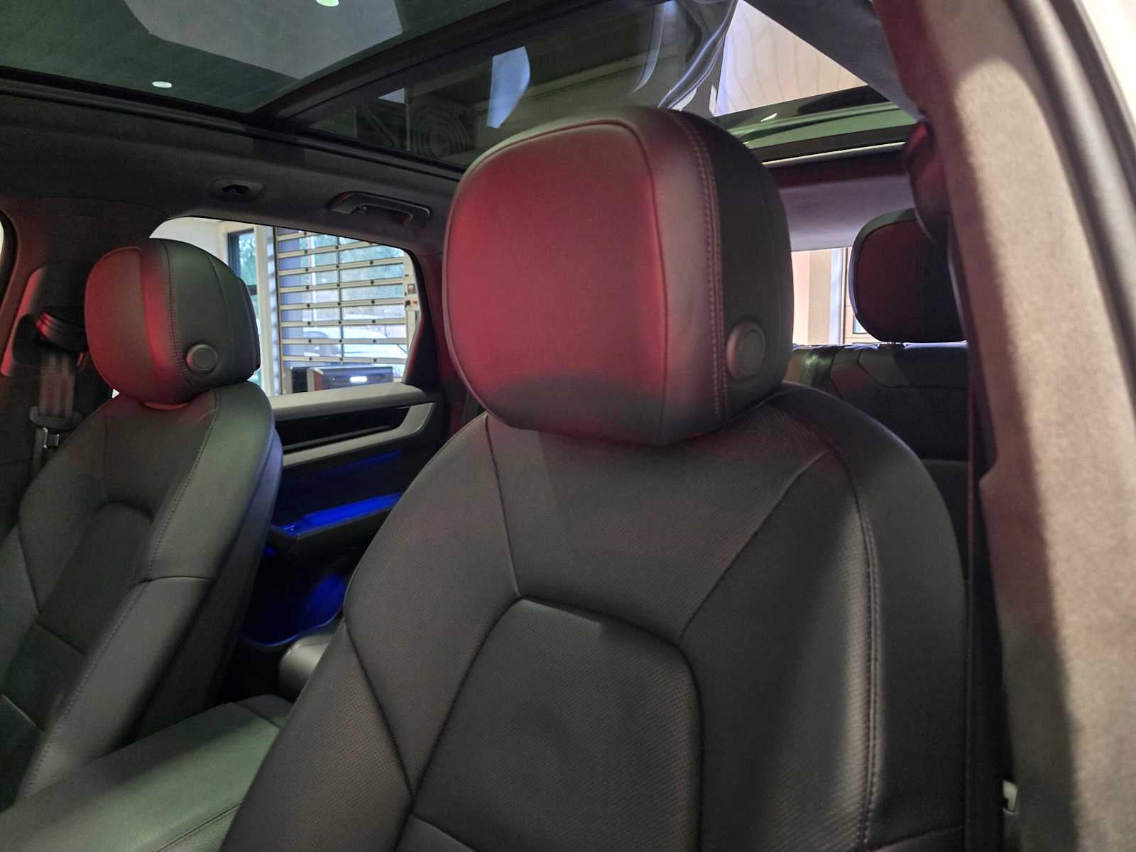 2024 Porsche Cayenne Base