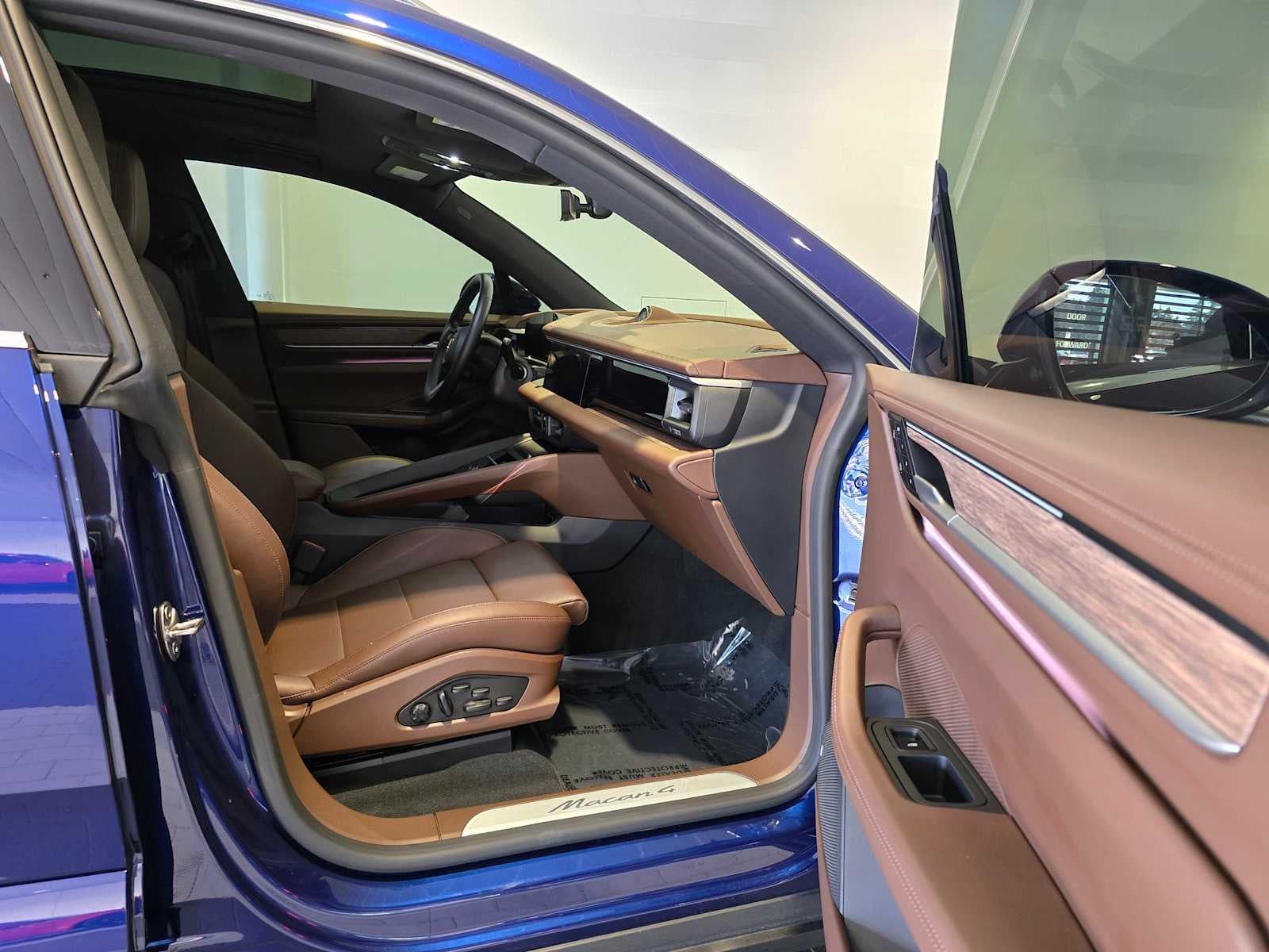 2024 Porsche Macan Electric 4