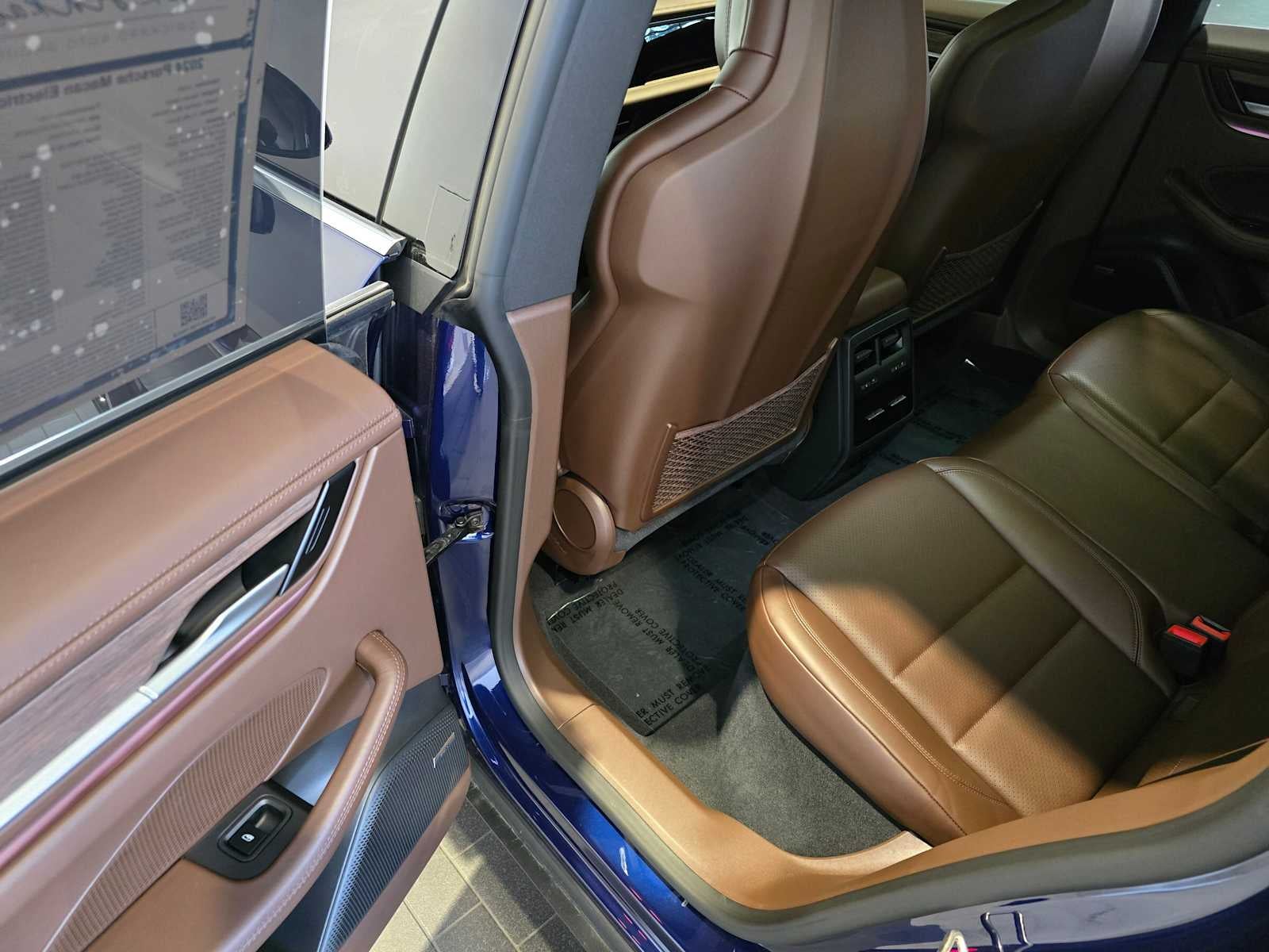 2024 Porsche Macan Electric 4