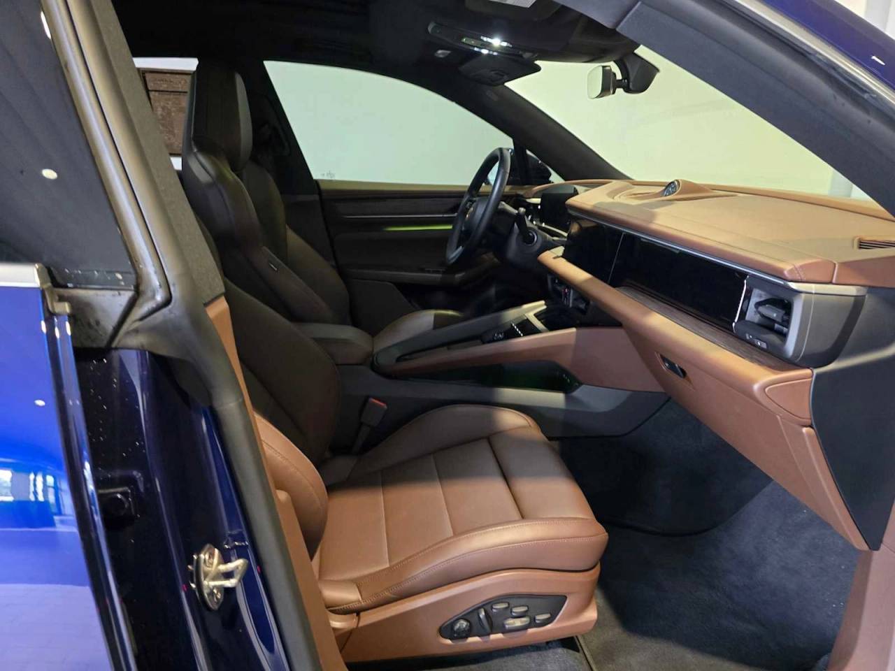 2024 Porsche Macan Electric 4