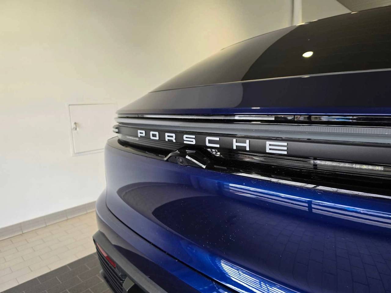2024 Porsche Macan Electric 4