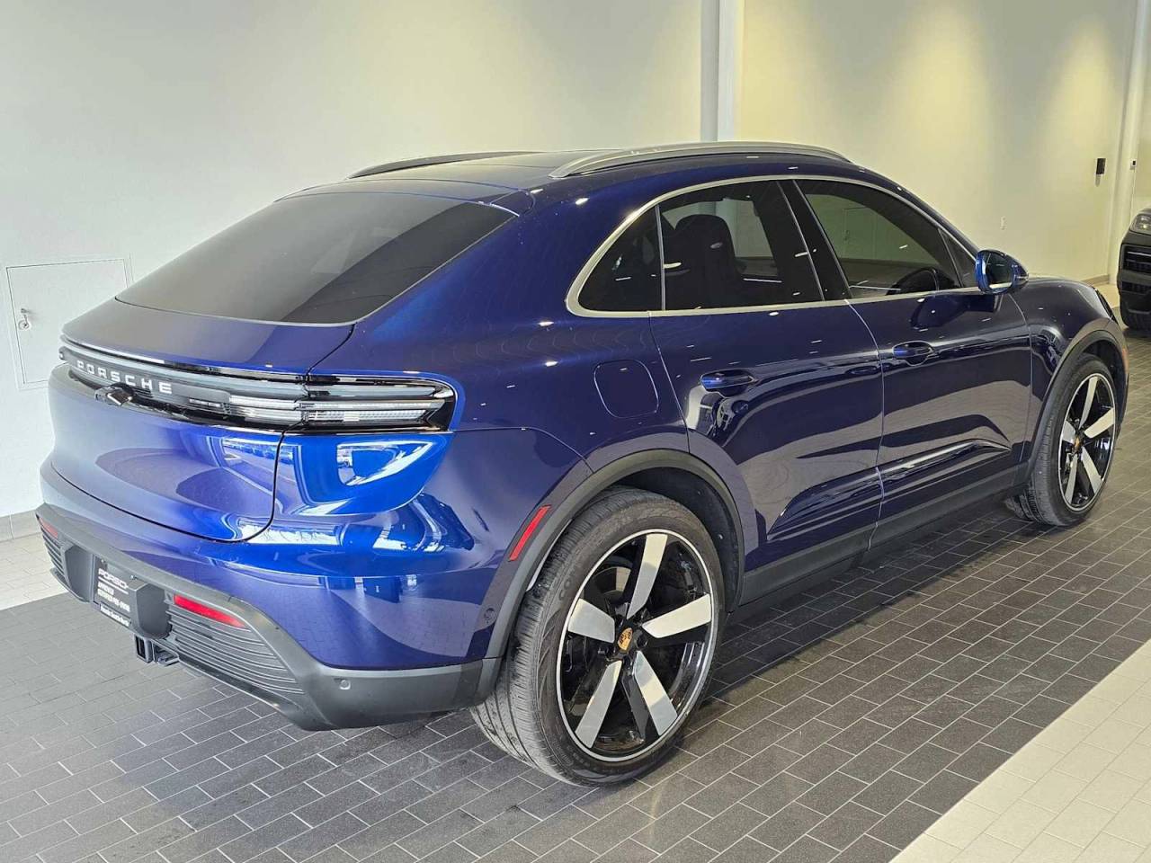 2024 Porsche Macan Electric 4