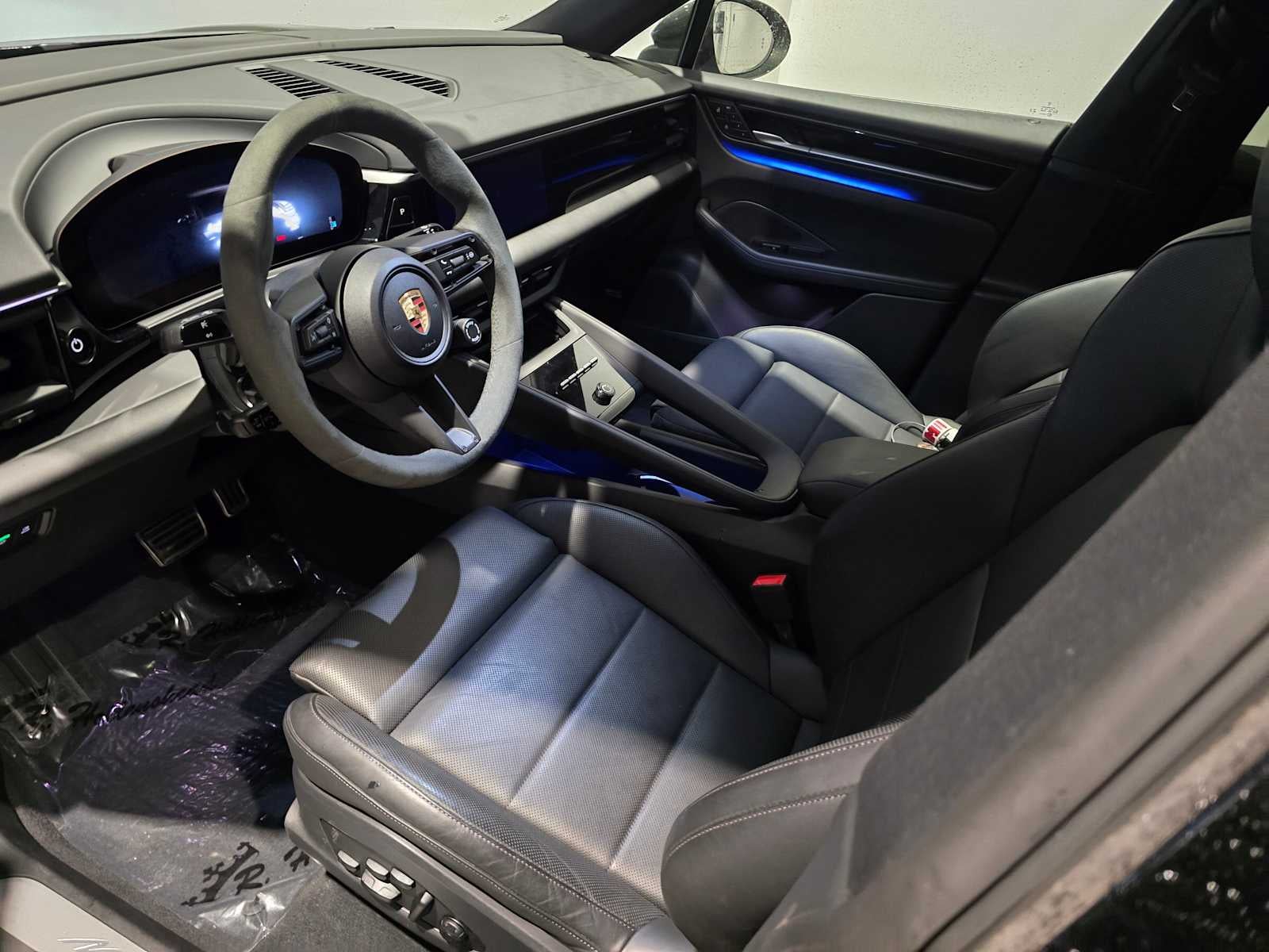 2024 Porsche Macan Electric 4