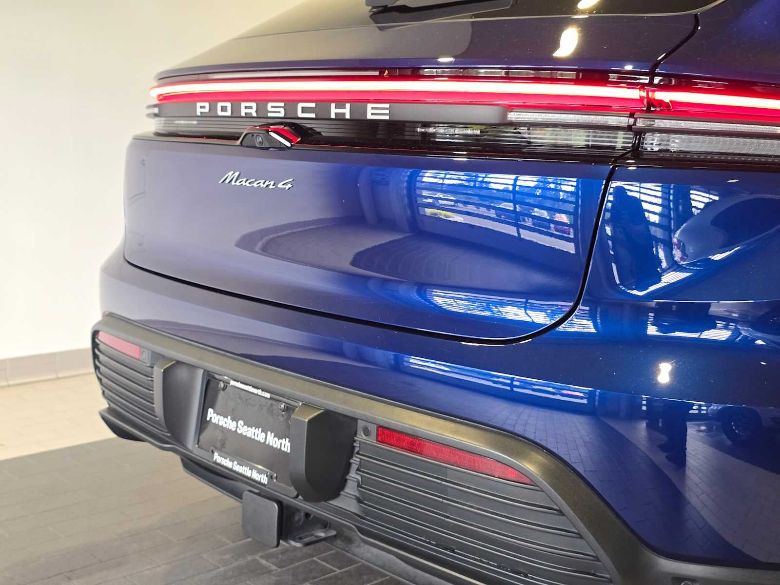 2024 Porsche Macan Electric 4