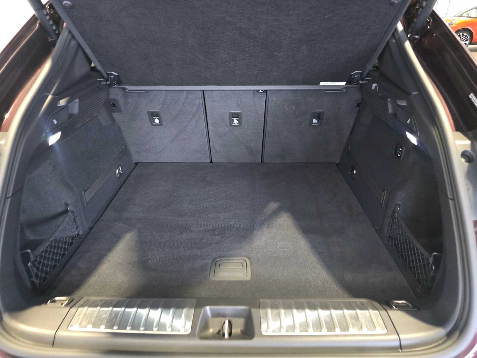 2025 Porsche Macan Macan 4 Electric