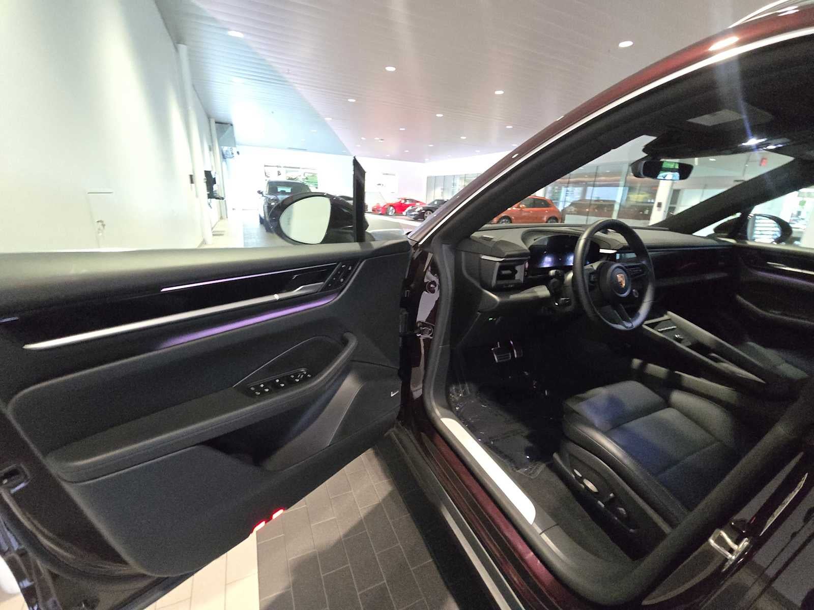 2025 Porsche Macan Macan 4 Electric