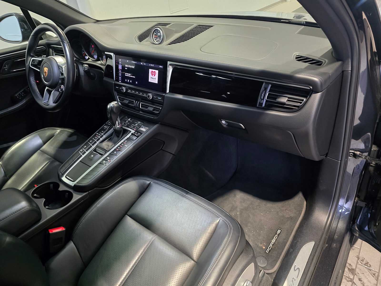 2021 Porsche Macan S