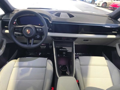 2025 Porsche Macan Electric 4S