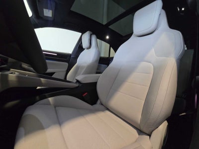 2025 Porsche Macan Electric 4S