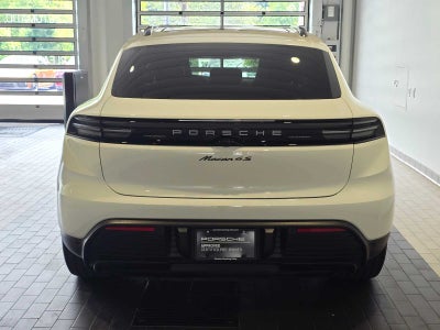 2025 Porsche Macan Electric 4S