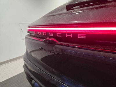 2025 Porsche Macan Macan 4S Electric