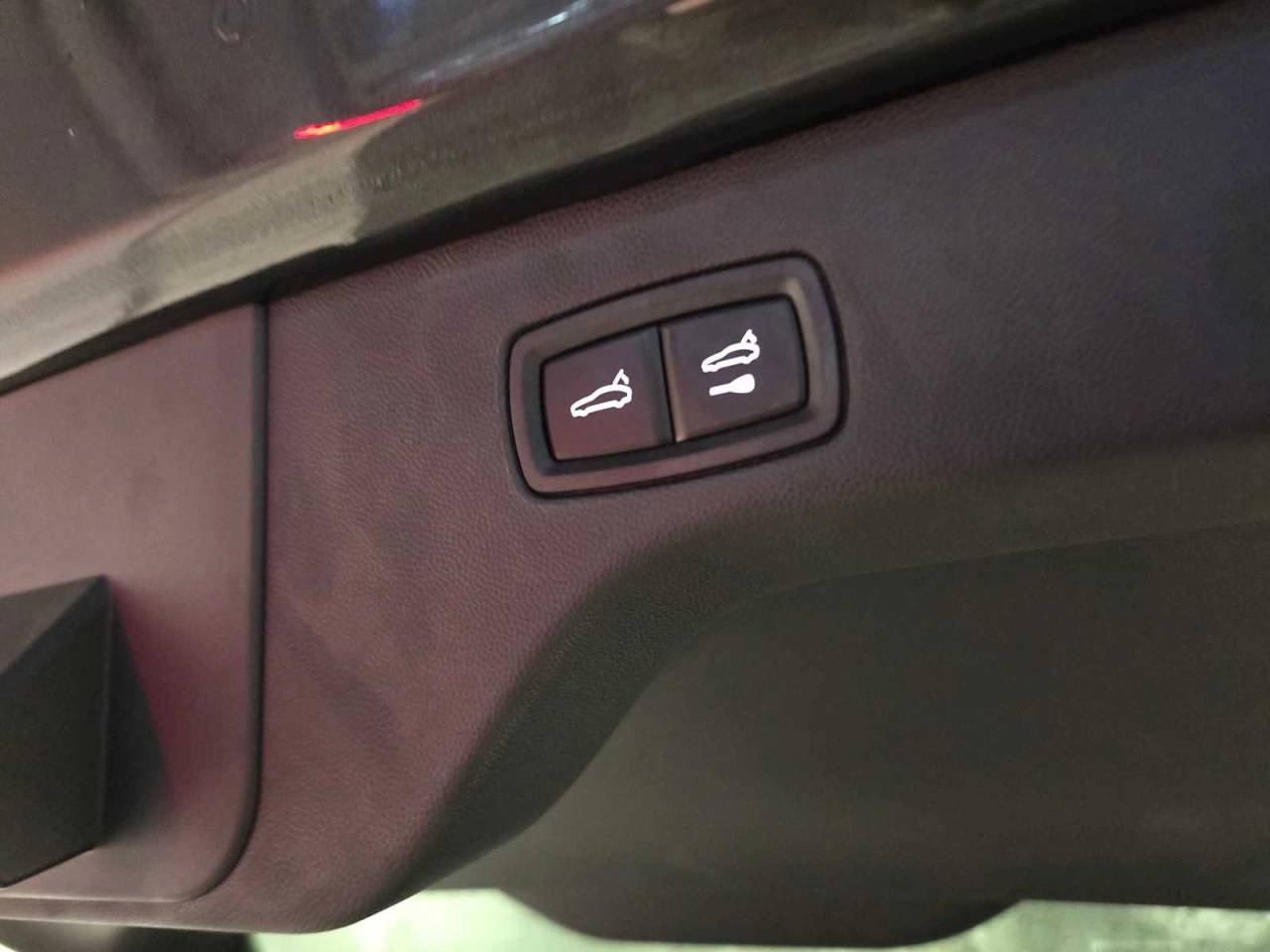 2025 Porsche Macan Macan 4S Electric