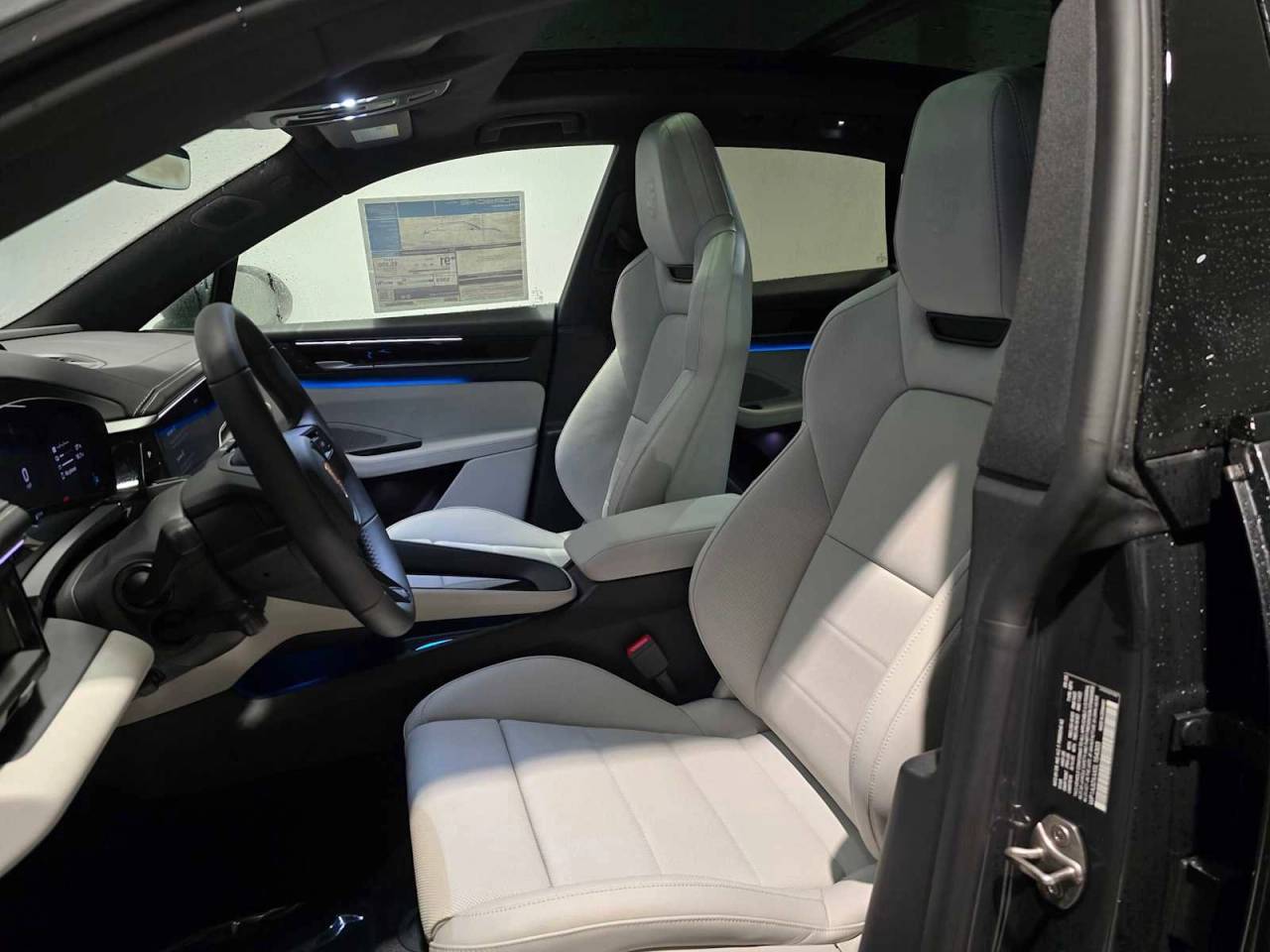 2025 Porsche Macan Macan 4S Electric