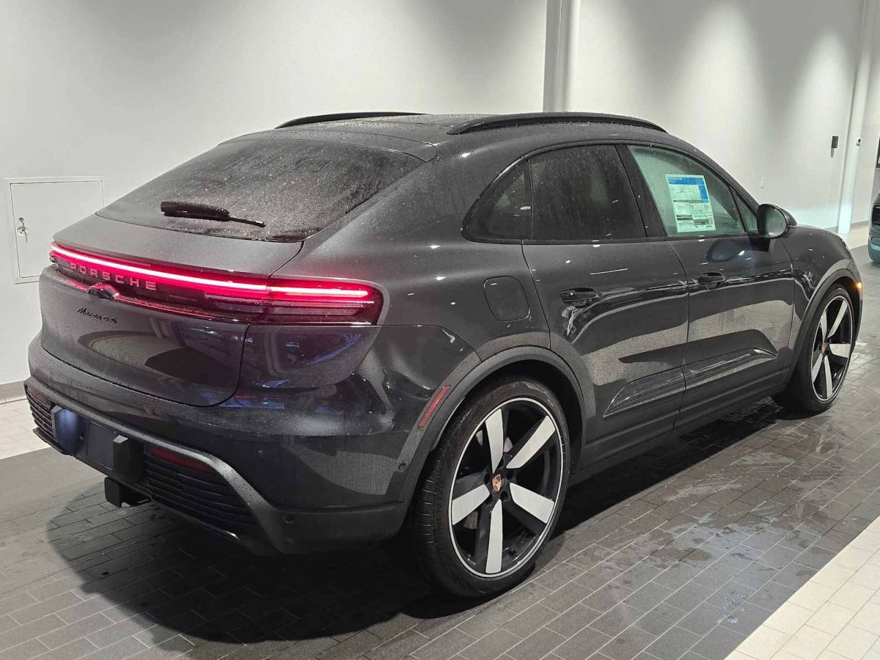 2025 Porsche Macan Macan 4S Electric