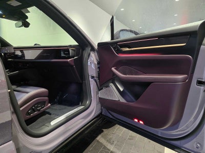 2024 Porsche Macan Electric Turbo