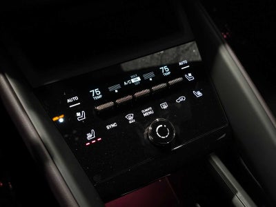 2024 Porsche Macan Electric Turbo