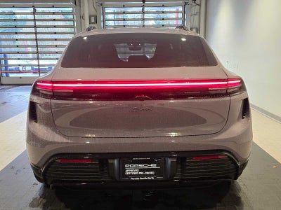 2024 Porsche Macan Electric Turbo