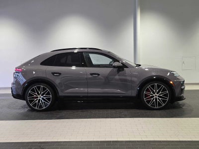 2024 Porsche Macan Electric Turbo