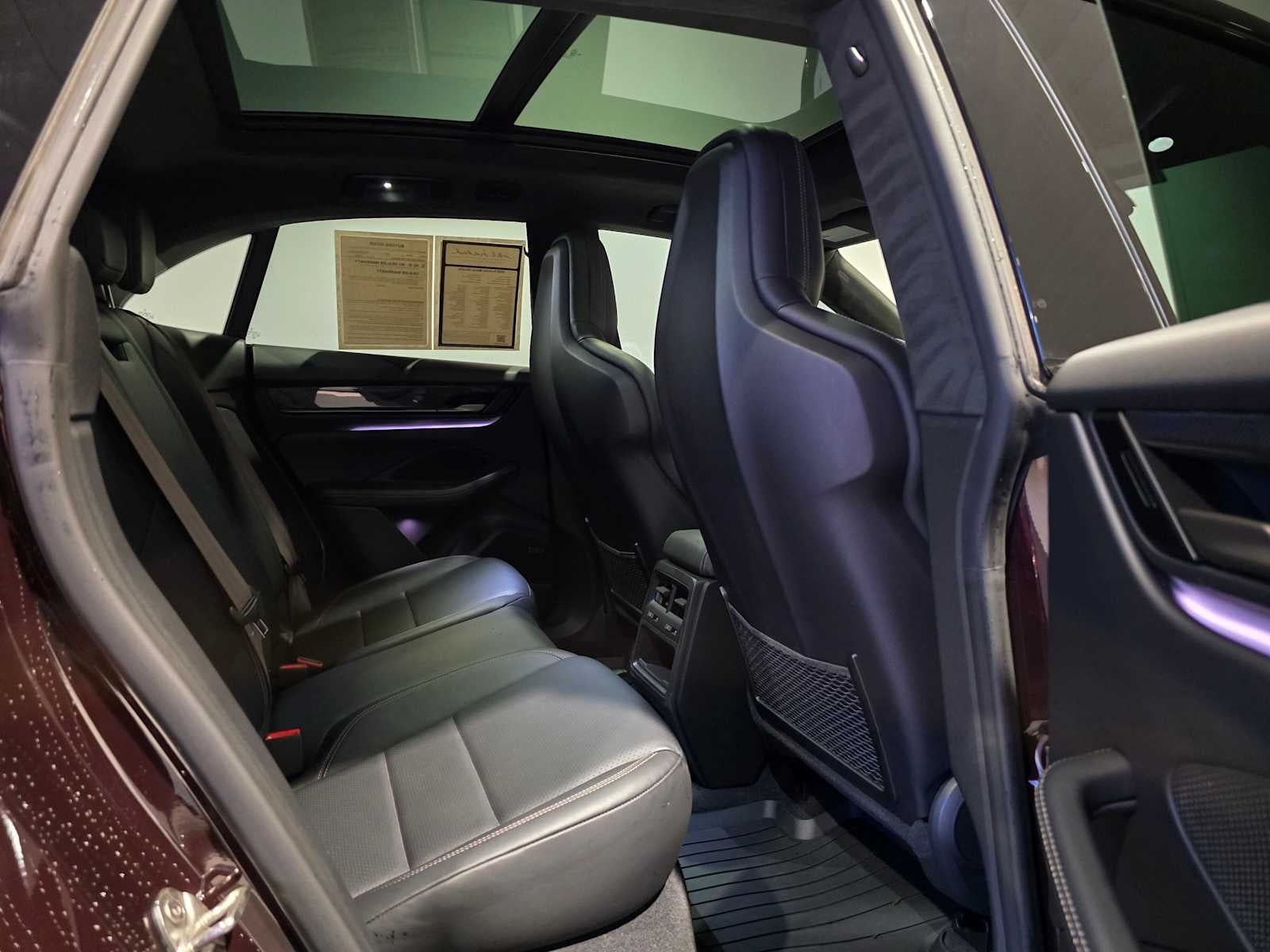 2025 Porsche Macan Electric Turbo