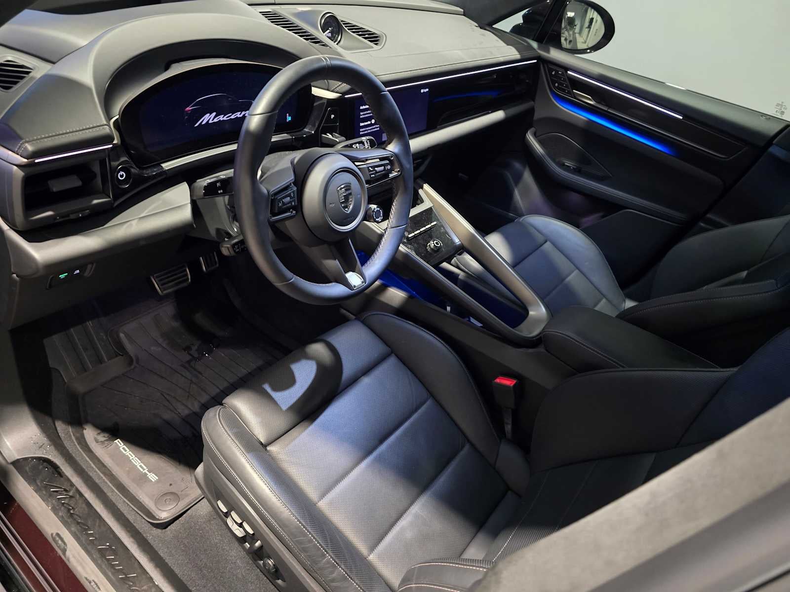 2025 Porsche Macan Electric Turbo
