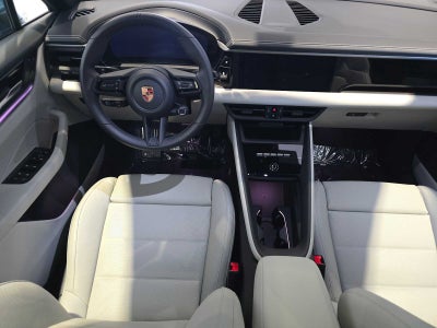 2025 Porsche Macan Macan Electric