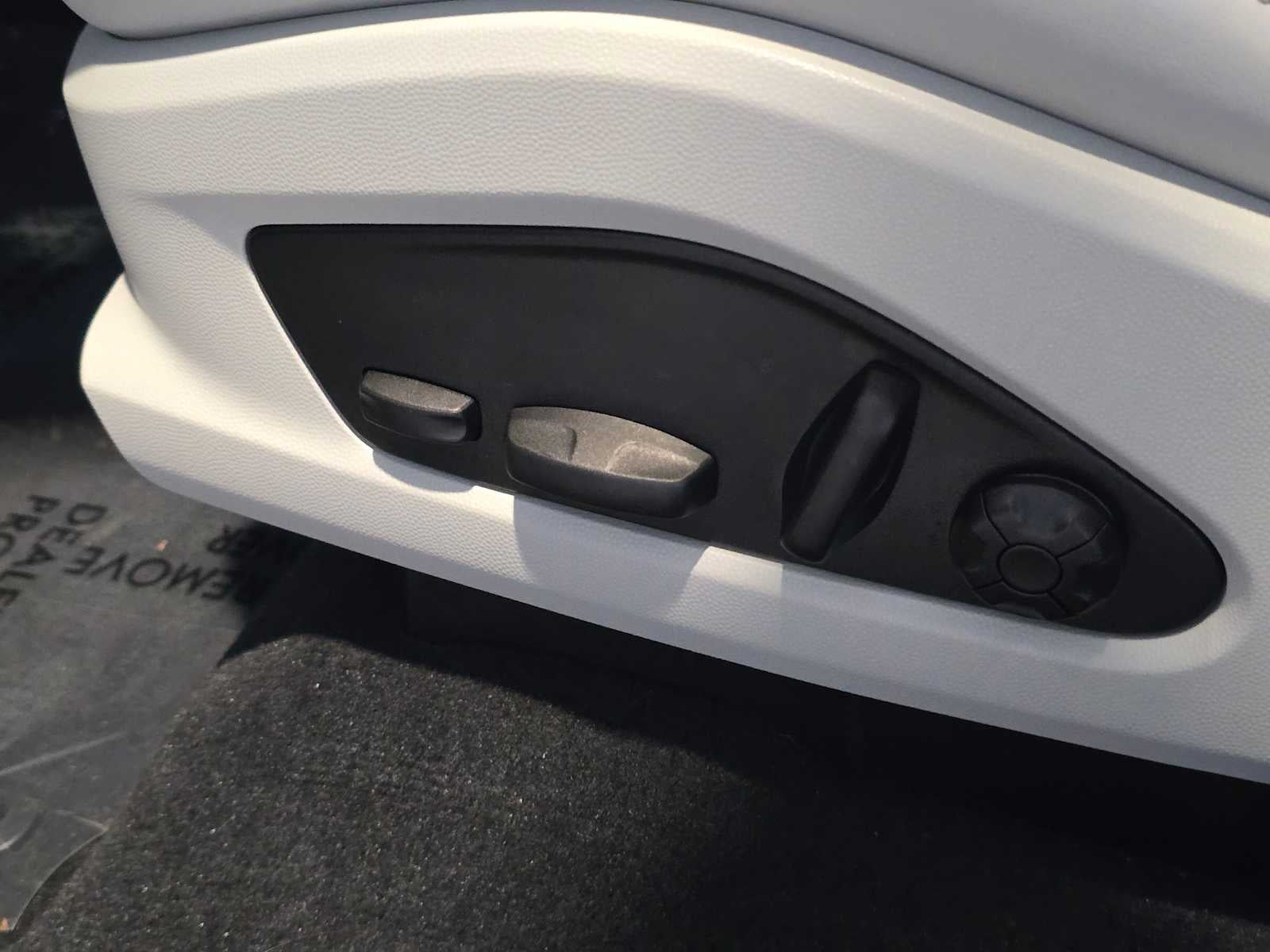 2025 Porsche Macan Macan Electric