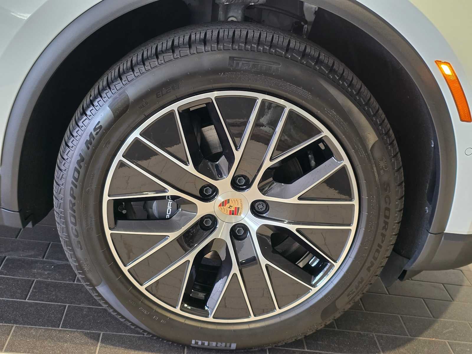 2025 Porsche Macan Electric