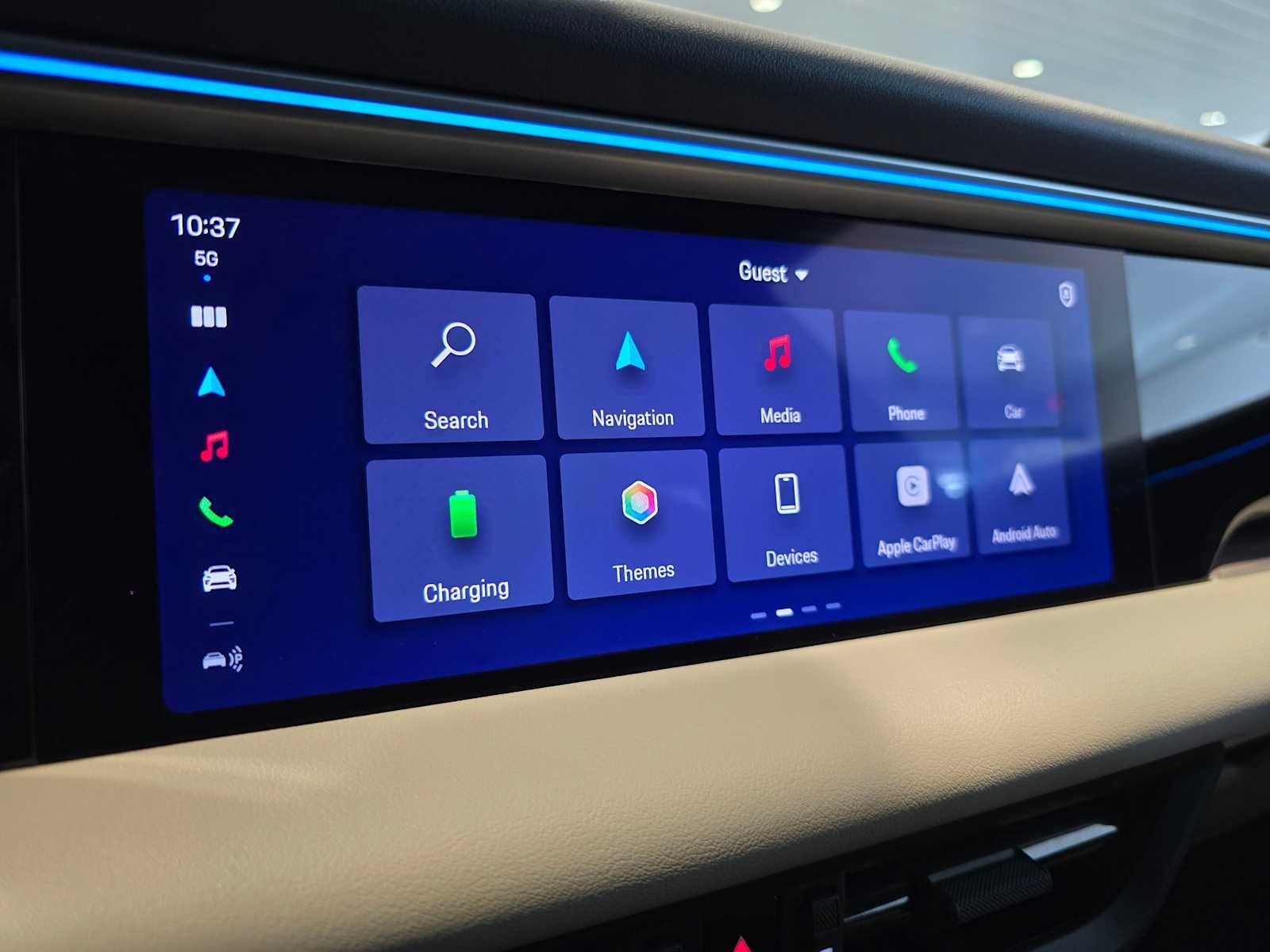 2025 Porsche Macan Electric