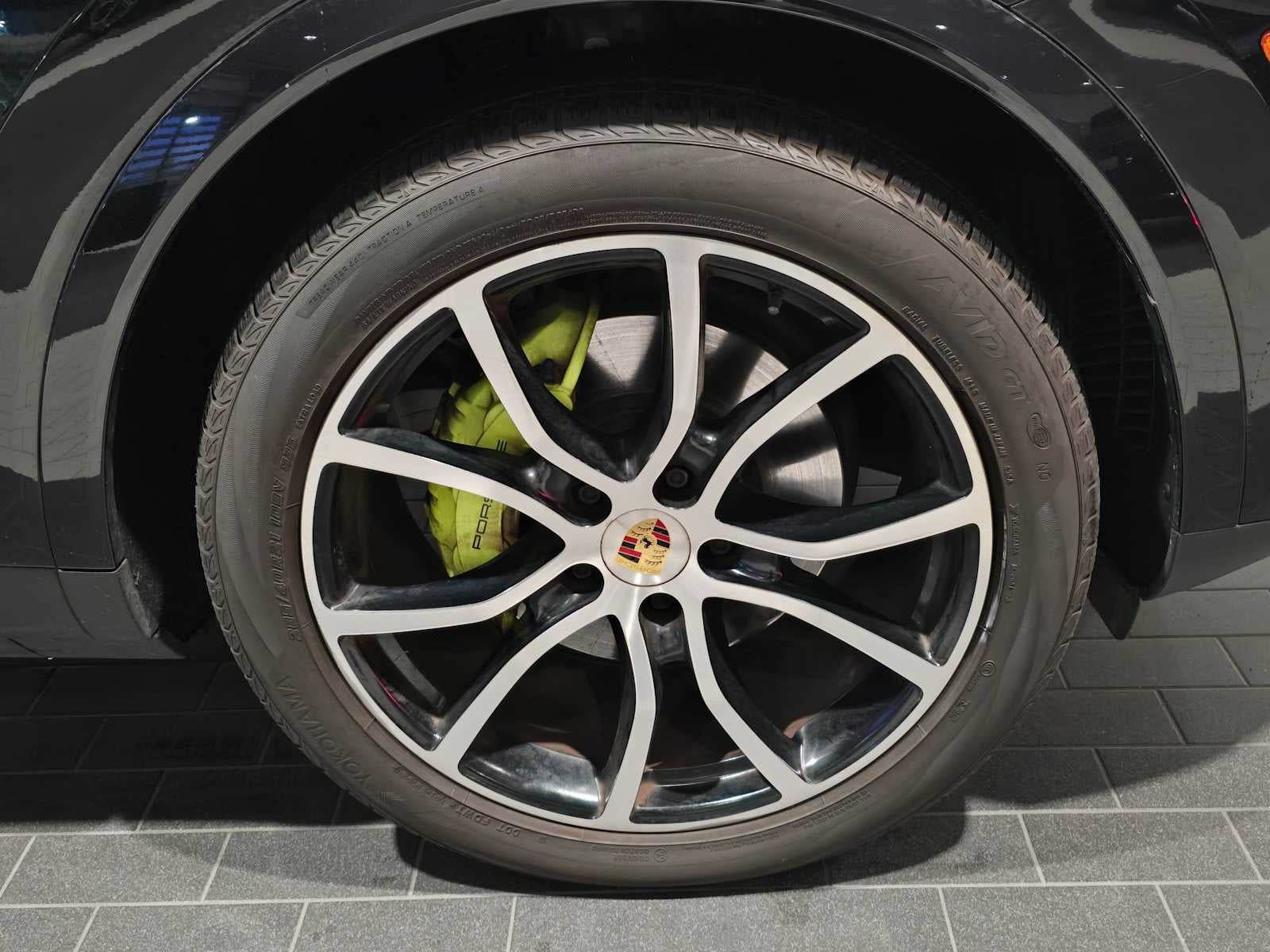 2020 Porsche Cayenne E-Hybrid