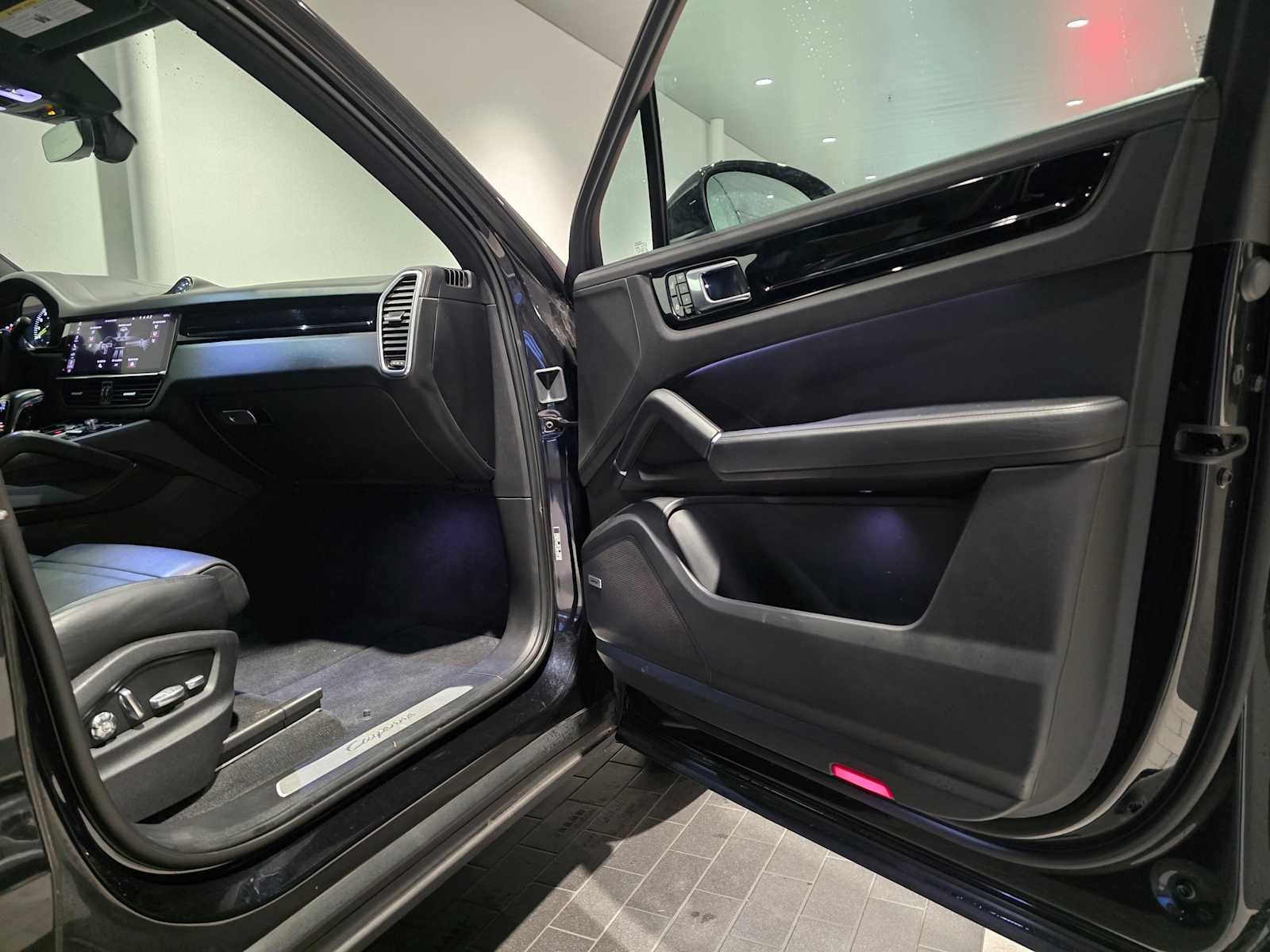 2020 Porsche Cayenne E-Hybrid