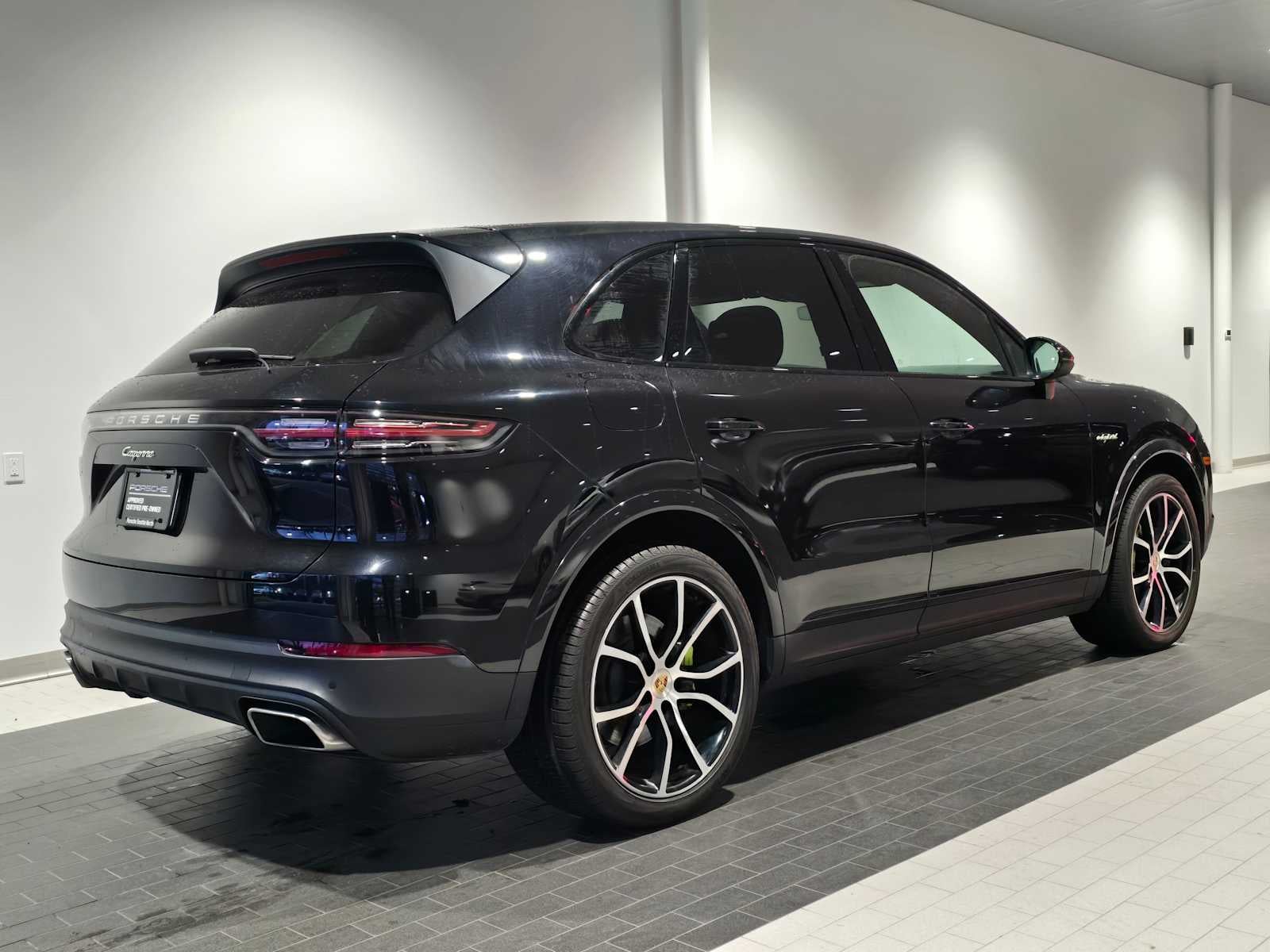 2020 Porsche Cayenne E-Hybrid