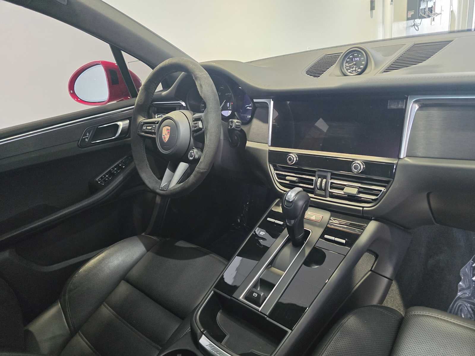 2024 Porsche Macan Macan GTS