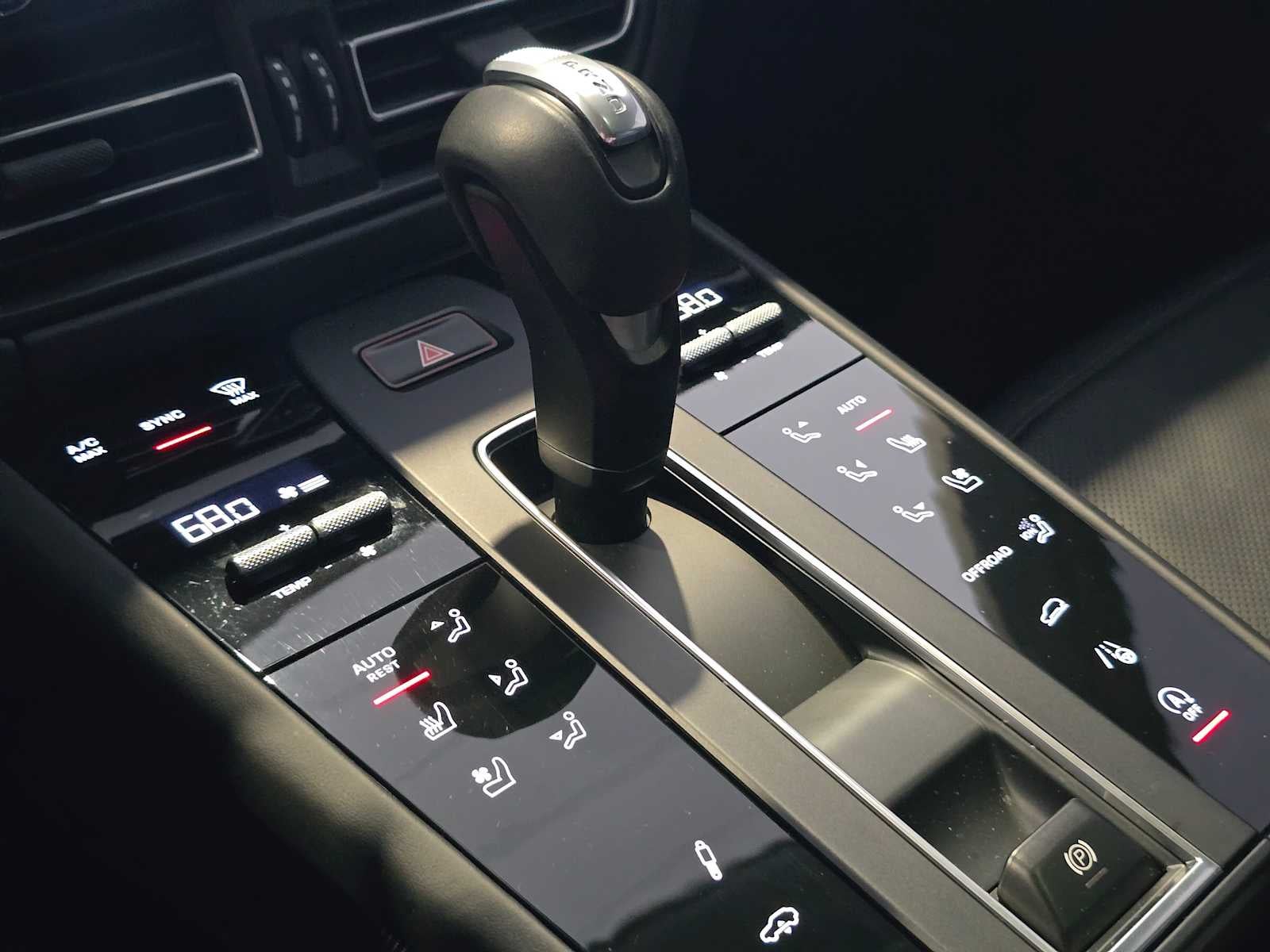 2024 Porsche Macan Macan GTS