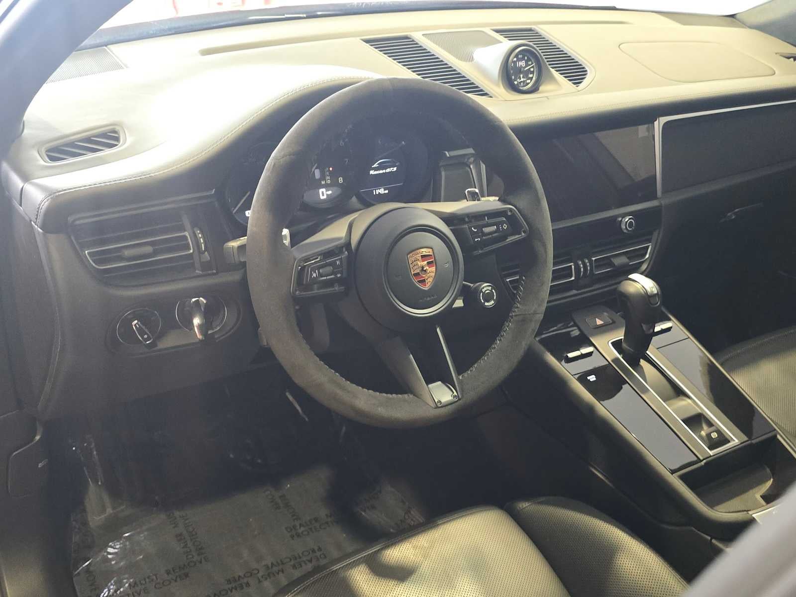 2024 Porsche Macan Macan GTS