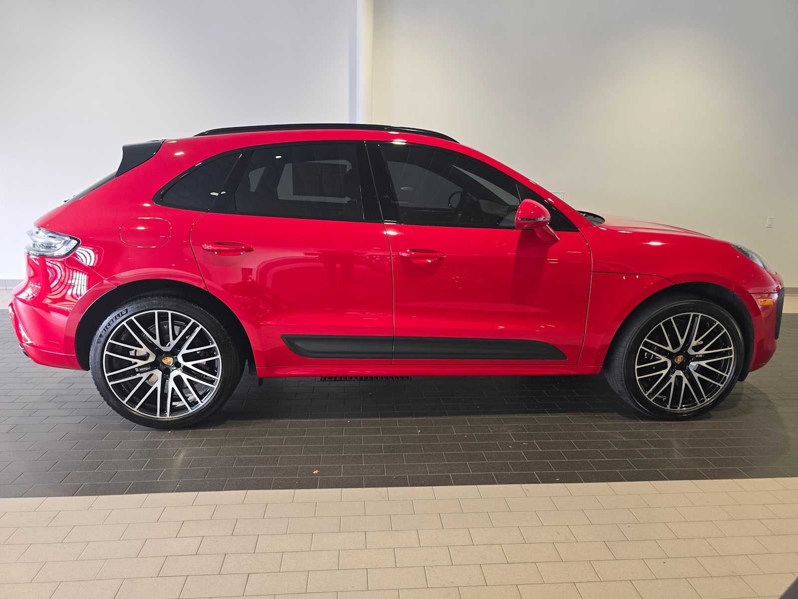 2024 Porsche Macan Macan GTS