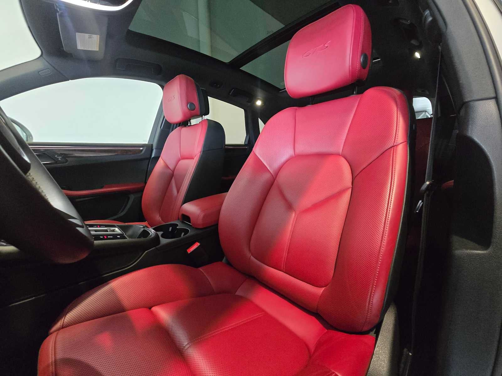2023 Porsche Macan GTS