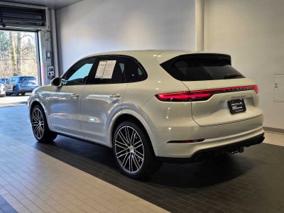 2023 Porsche Cayenne Turbo
