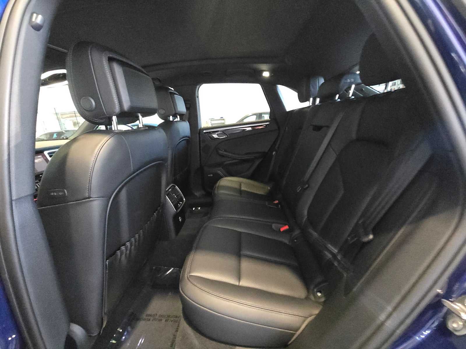 2024 Porsche Macan Macan S (MY24)