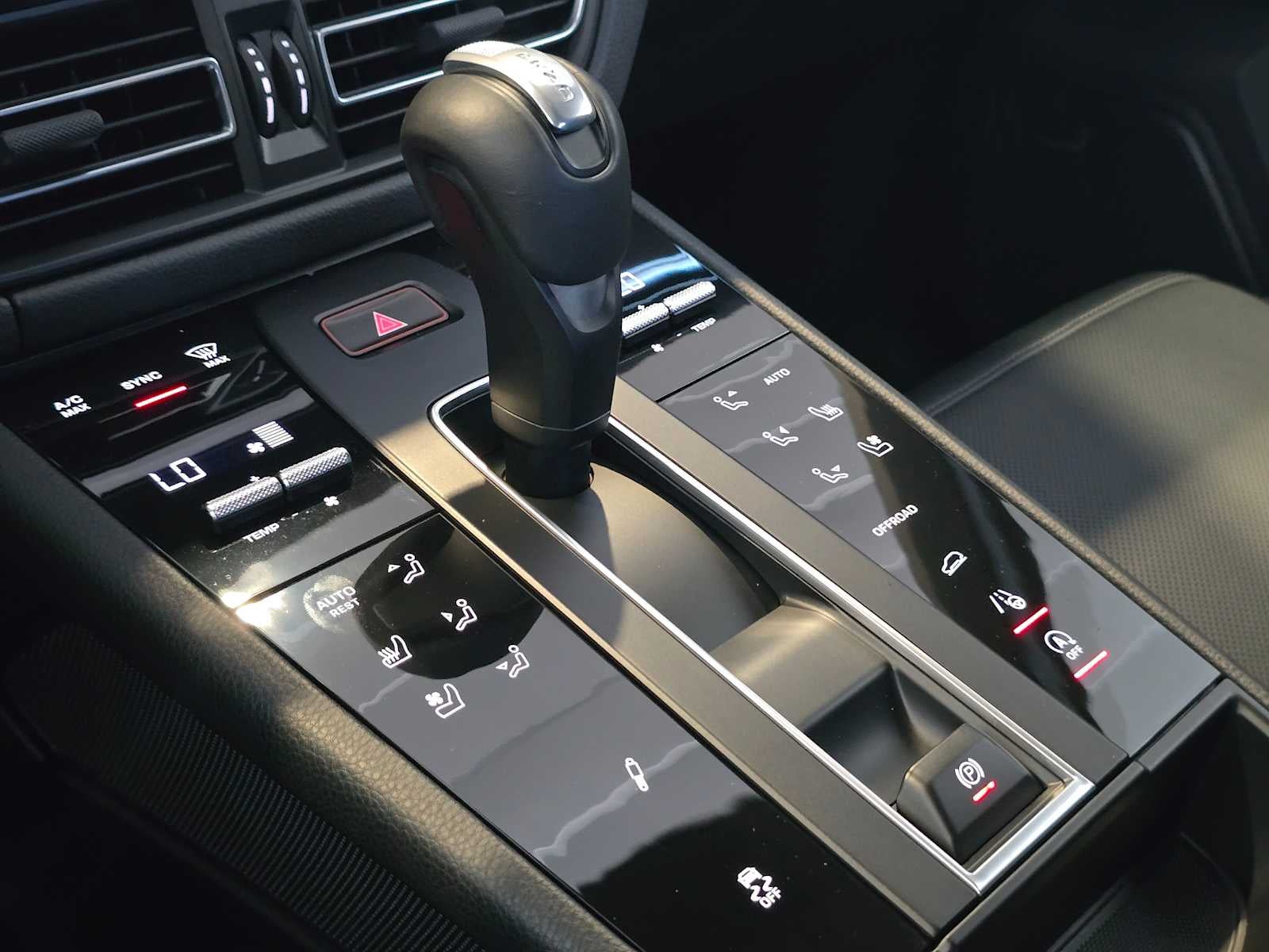 2024 Porsche Macan Macan S (MY24)