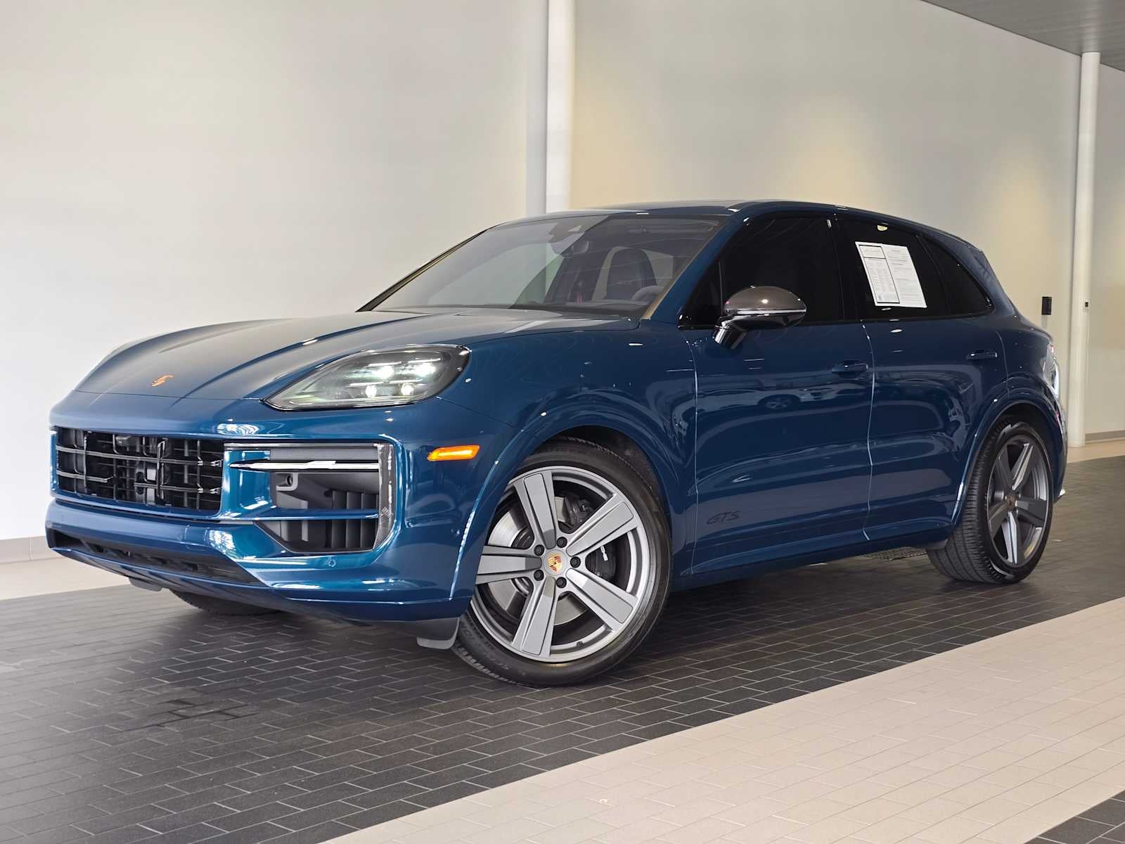 2025 Porsche Cayenne Cayenne GTS