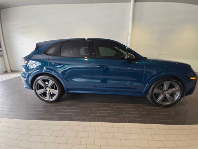 2025 Porsche Cayenne Cayenne GTS