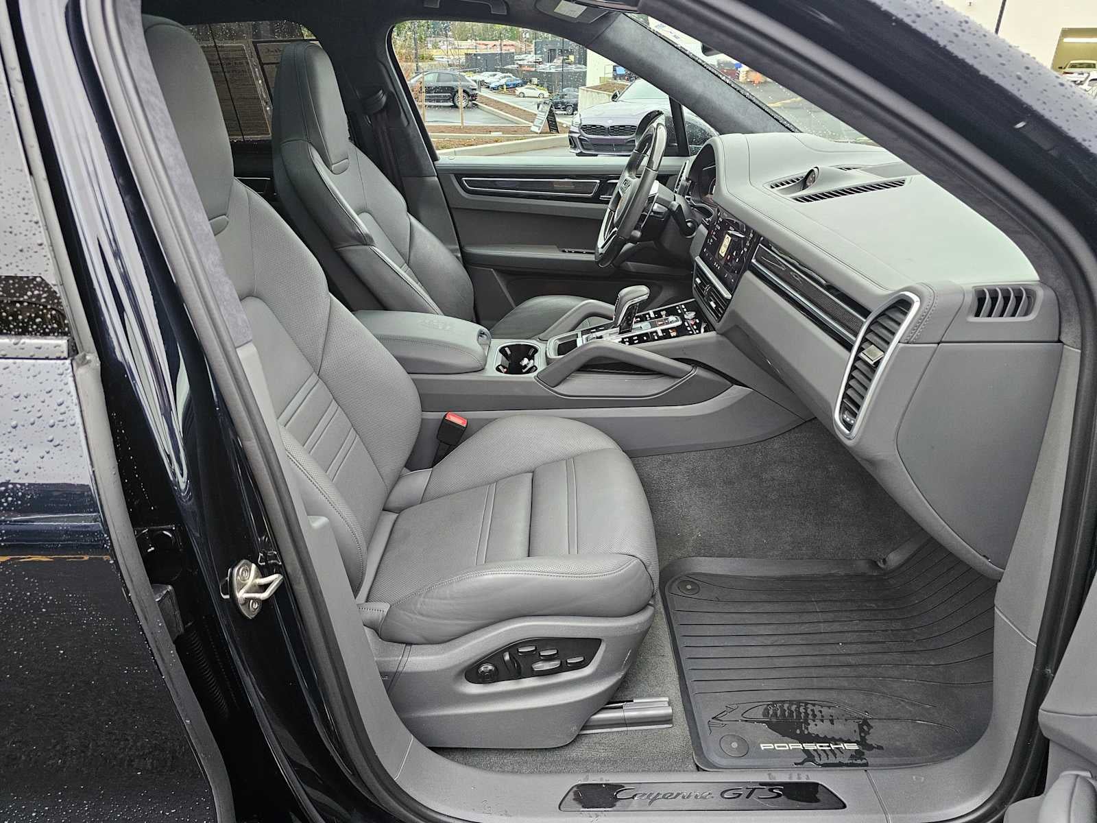 2023 Porsche Cayenne GTS