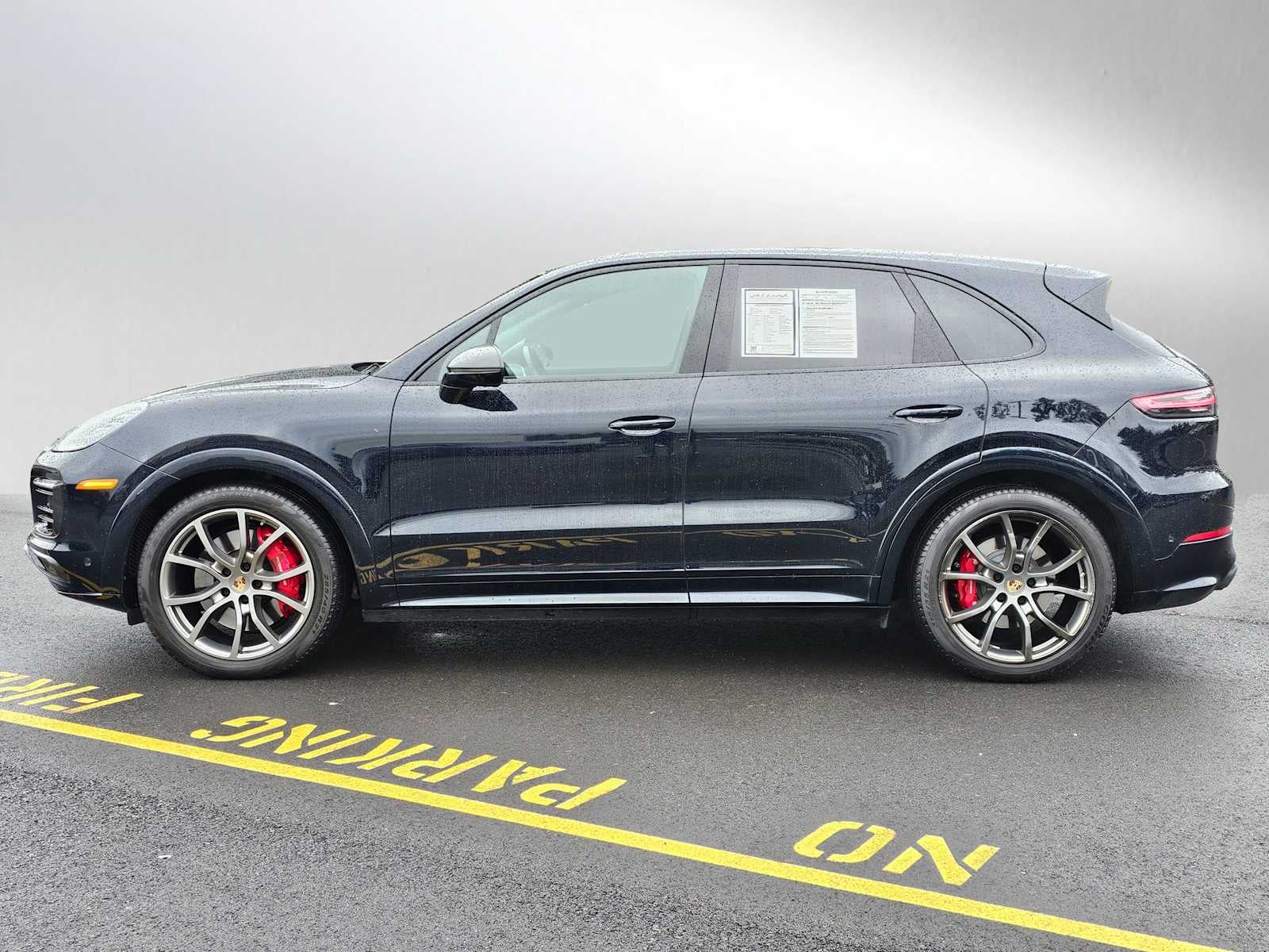 2023 Porsche Cayenne GTS