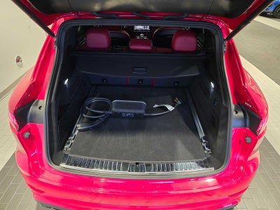 2023 Porsche Cayenne Turbo S E-Hybrid