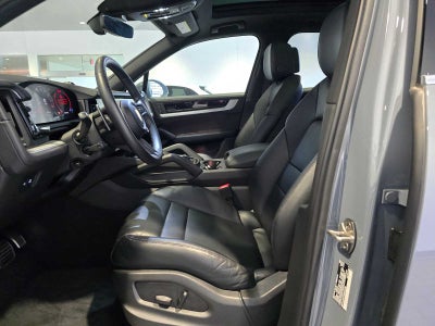 2024 Porsche Cayenne S